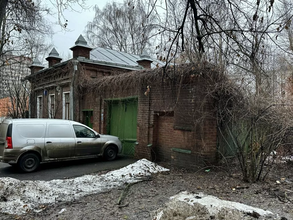 Преображенская площадь — Черкизовская: потешные войска у московской «Бастилии» Преображенская площадь — Черкизовская: потешные войска у московской «Бастилии» фото