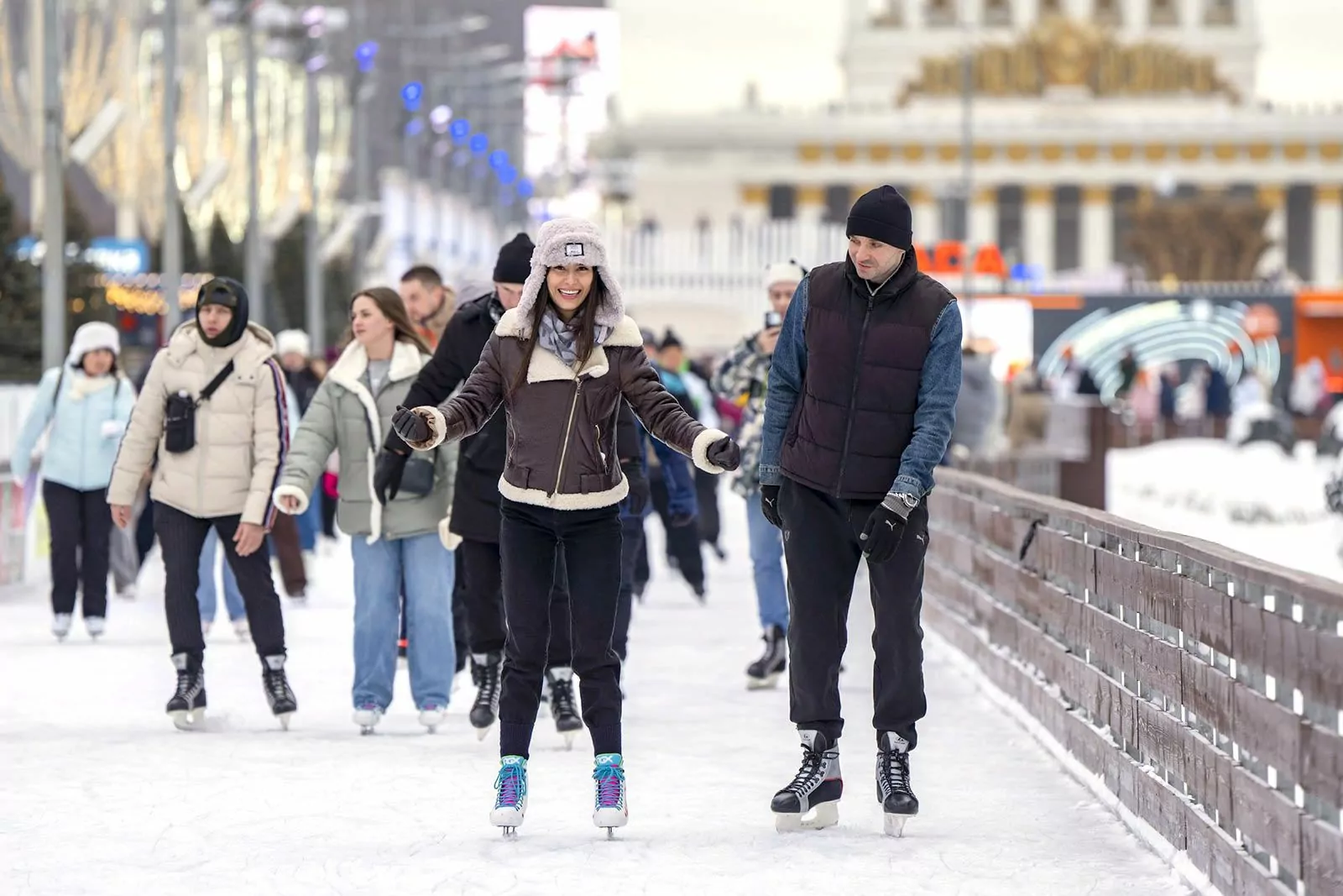 Благотворительную акцию проведут на катке ВДНХ, фото