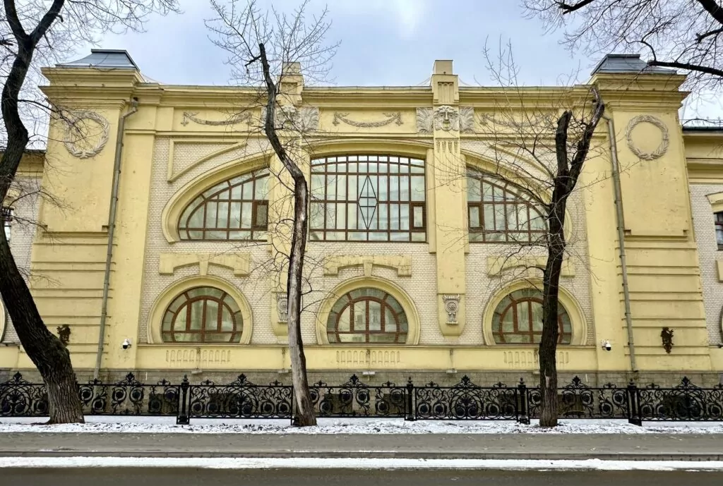 Савеловская — Аэропорт: «Пойдем к Скалкину?» Савеловская — Аэропорт: «Пойдем к Скалкину?» фото