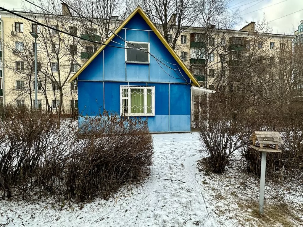 Савеловская &mdash; Аэропорт: второй Петр I у парковки-выставки  фото