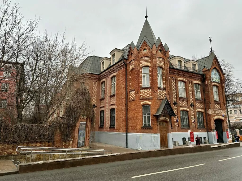 Курская &mdash; Бауманская: сказки Пушкина наяву  фото