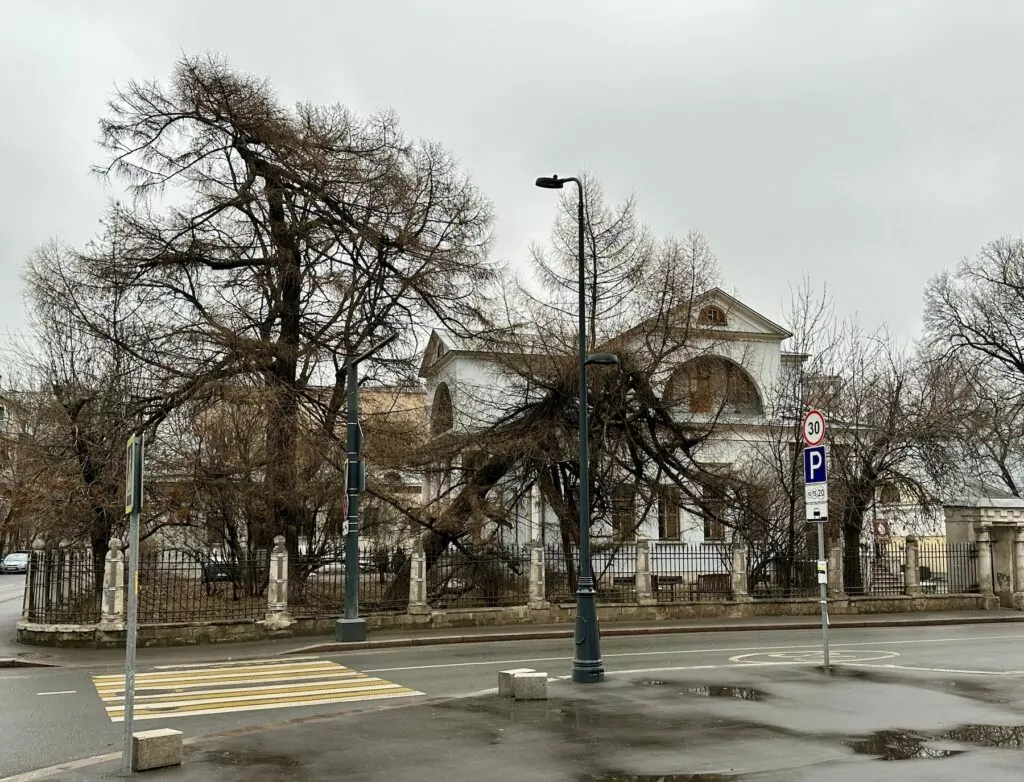 Курская &mdash; Бауманская: сказки Пушкина наяву  фото