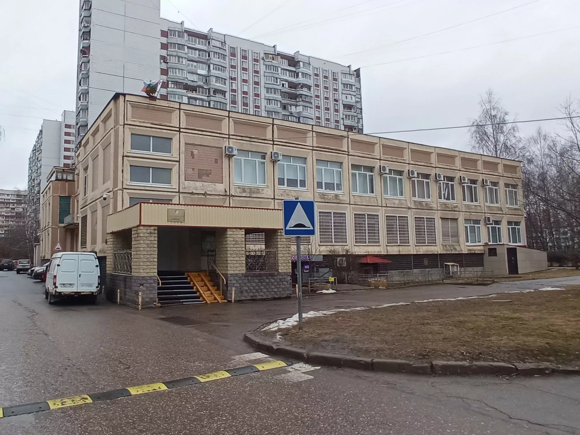 Город выставил на торги четыре нежилых помещения в Зеленограде, фото