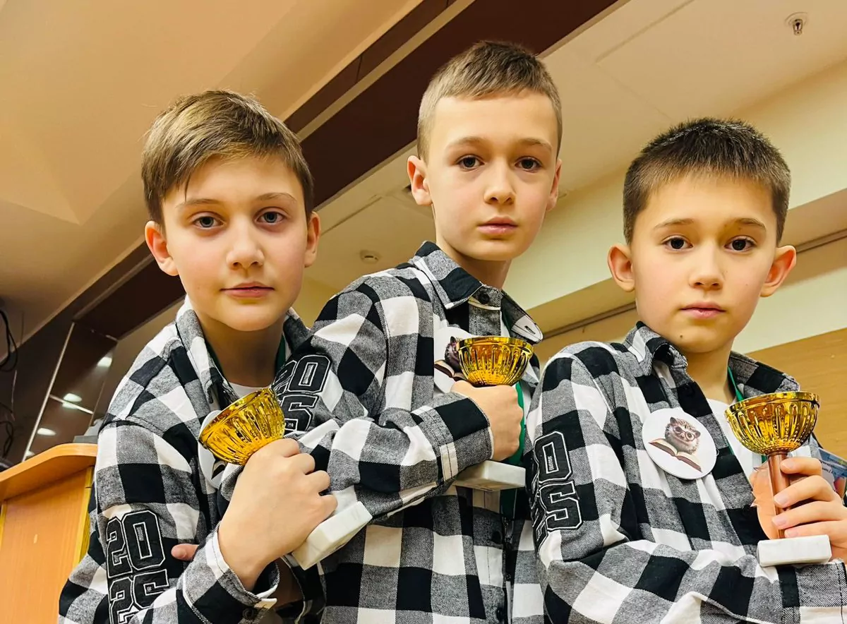 Команда школьников из Коммунарки вышла в финал конкурса «Моя страна — моя Россия», фото