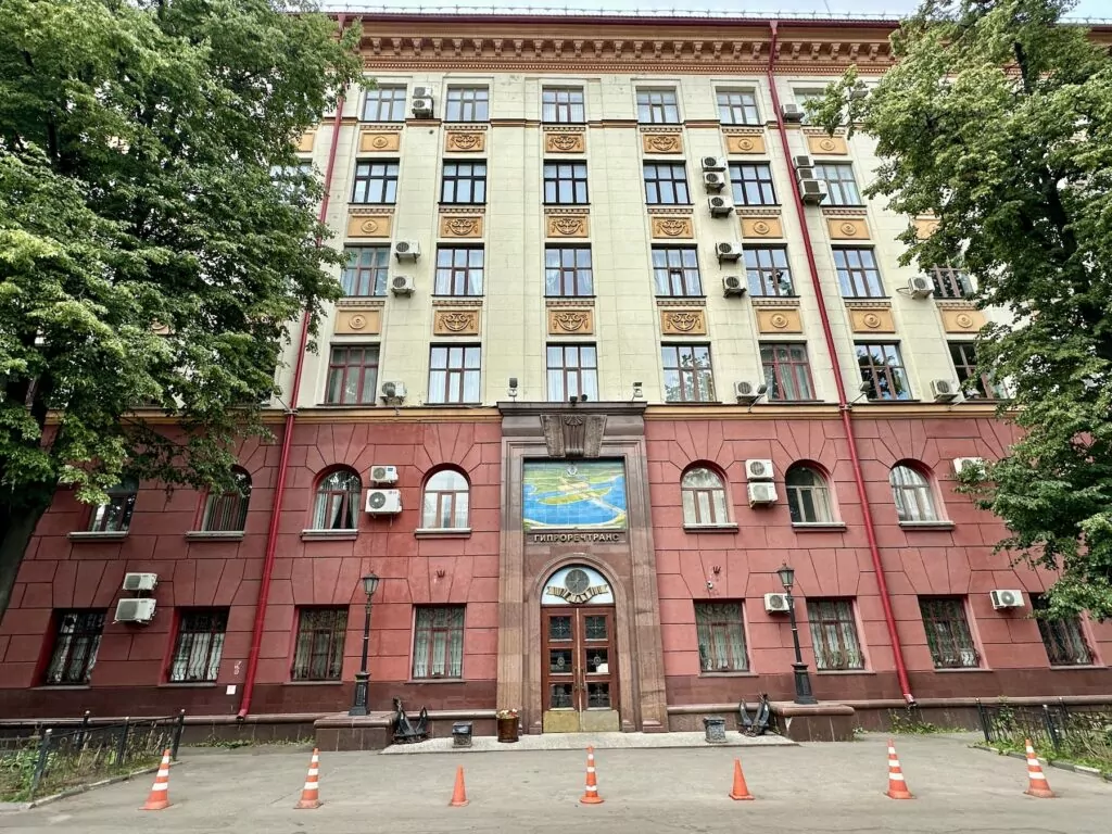 Измайлово &mdash; Семёновская: дельфины в бане у Соколиной Горы  фото