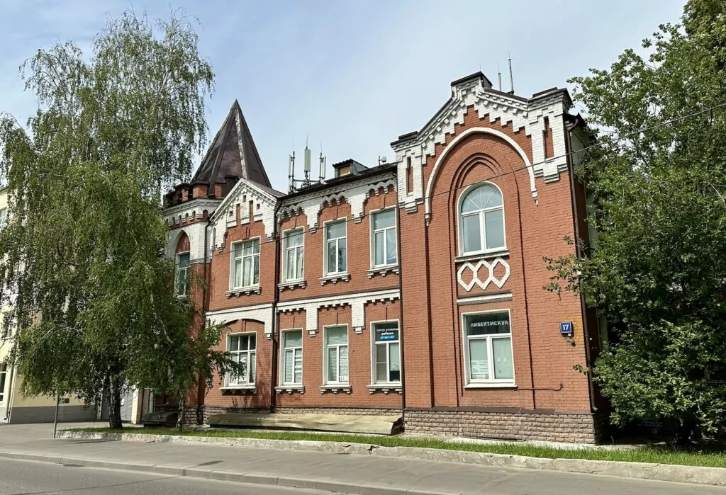 Измайлово &mdash; Семёновская: дельфины в бане у Соколиной Горы  фото