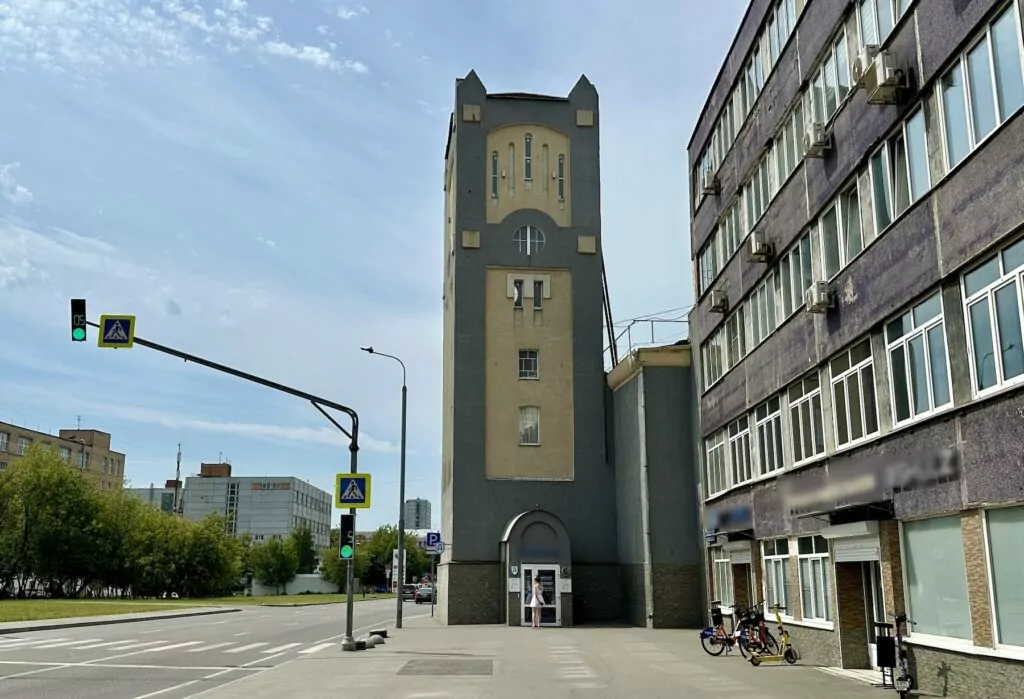 Измайлово &mdash; Семёновская: дельфины в бане у Соколиной Горы  фото