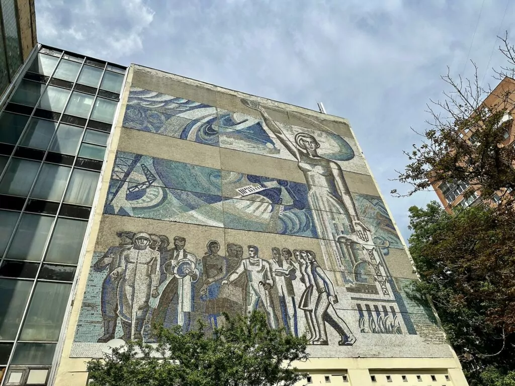 Измайлово &mdash; Семёновская: дельфины в бане у Соколиной Горы  фото