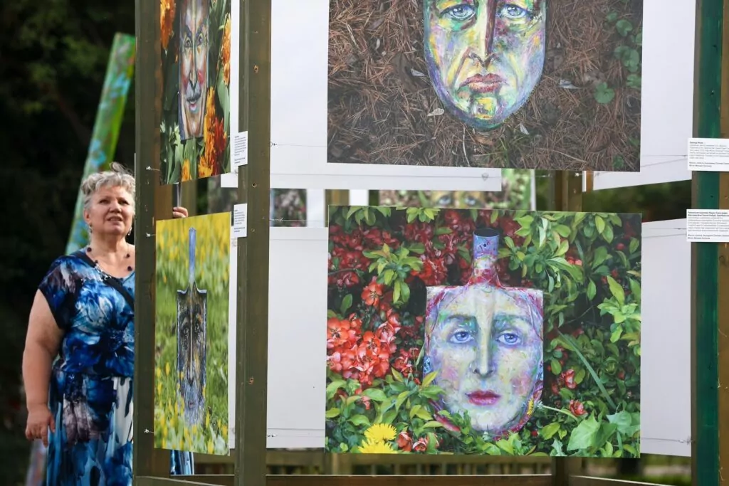 Летний отдых по-московски: горожан ждут фестивали «Дачное Царицыно» и «Сады и огороды»  фото