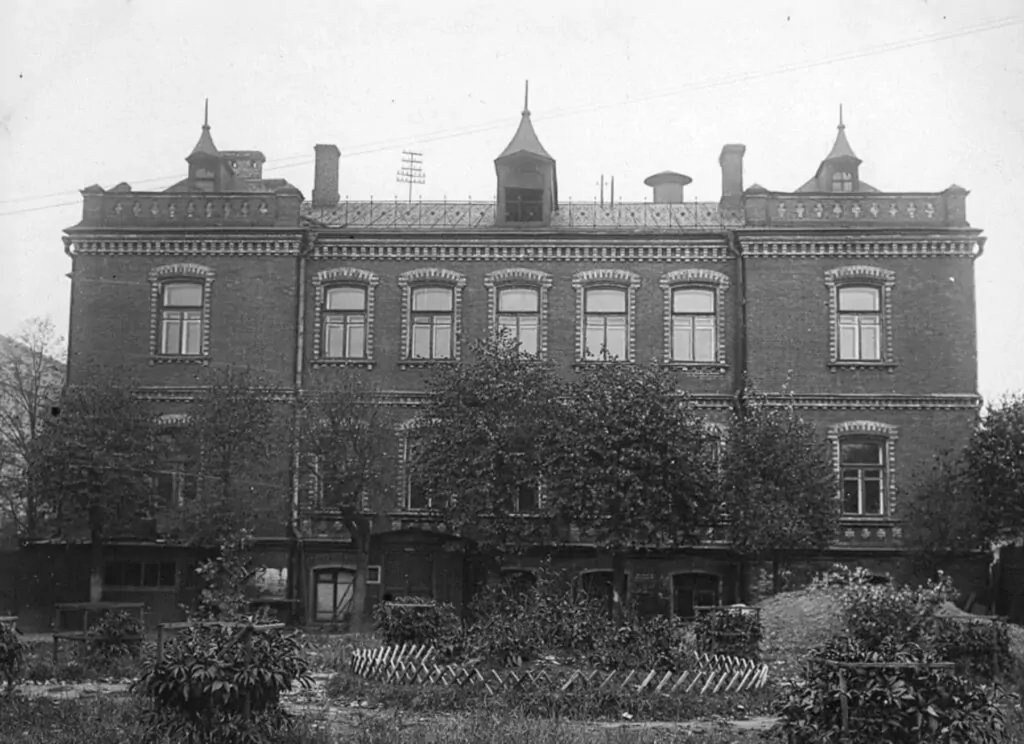 Измайлово &mdash; Семёновская: дельфины в бане у Соколиной Горы  фото