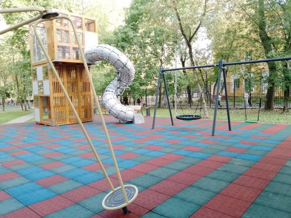 Несколько больших дворов благоустроят к осени в Алексеевском, фото