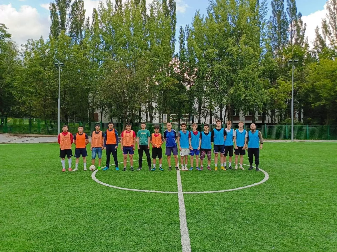 Спартакиада «Мой спортивный район» организует отборочные матчи по мини-футболу, фото