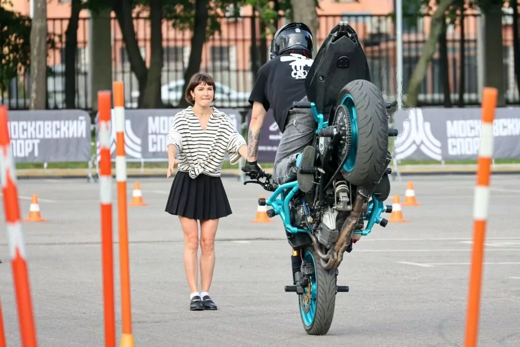 Мастер-классы, музыкальные шоу и велофест: на фестивале «Территория будущего» отпразднуют День физкультурника Мастер-классы, музыкальные шоу и велофест: на фестивале «Территория будущего» отпразднуют День физкультурника  фото