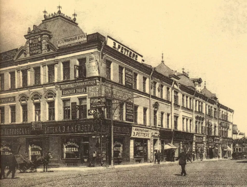 Тверская — Чистые пруды: вторая часть маршрута по аллеям Бульварного кольца Тверская — Чистые пруды: вторая часть маршрута по аллеям Бульварного кольца  фото