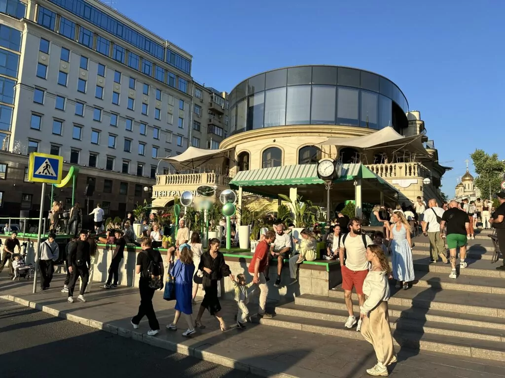 Тверская — Чистые пруды: вторая часть маршрута по аллеям Бульварного кольца Тверская — Чистые пруды: вторая часть маршрута по аллеям Бульварного кольца  фото