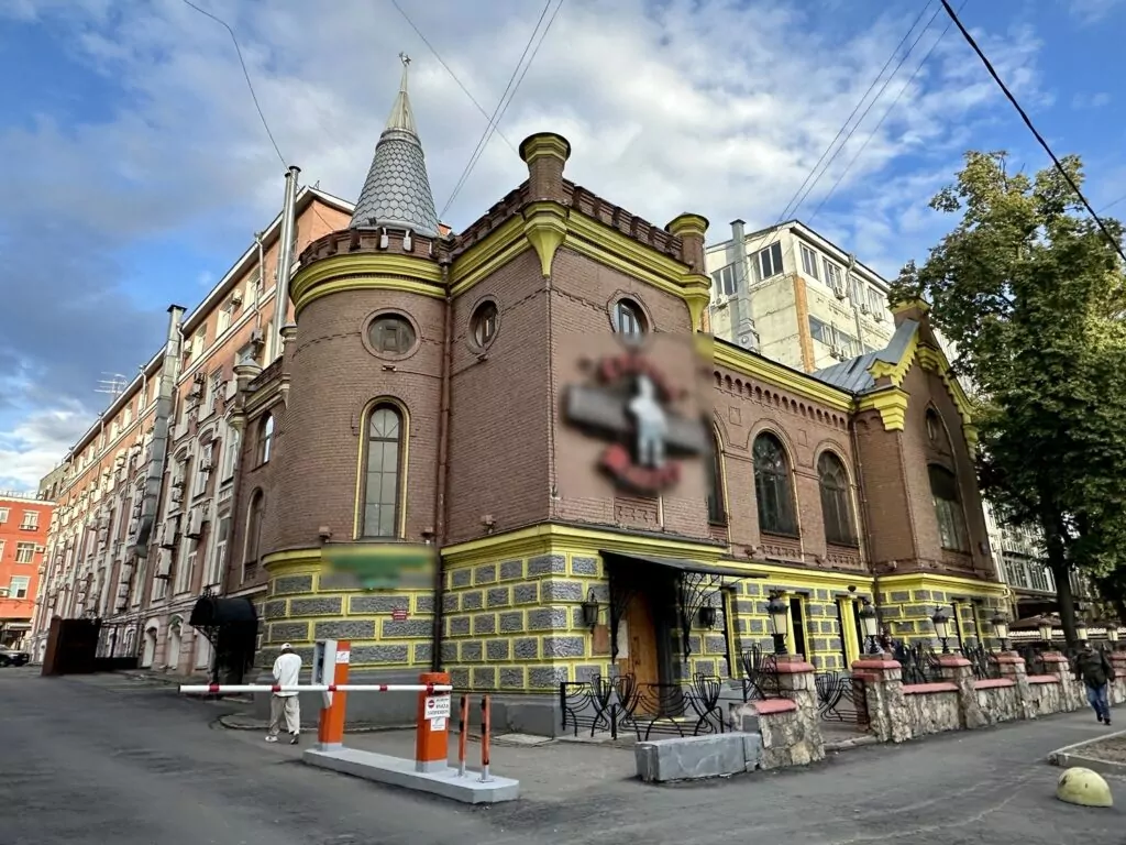 Марксистская &mdash; Пролетарская: &laquo;Воронцы&raquo;, &laquo;полуторка&raquo; и &laquo;рабочий с мобильником&raquo;  фото