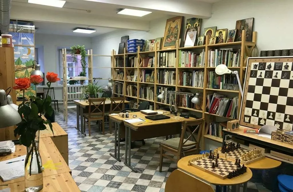 Детский центр «Юный мастер» представит выставку рисунков «Ожившие русские пословицы», фото