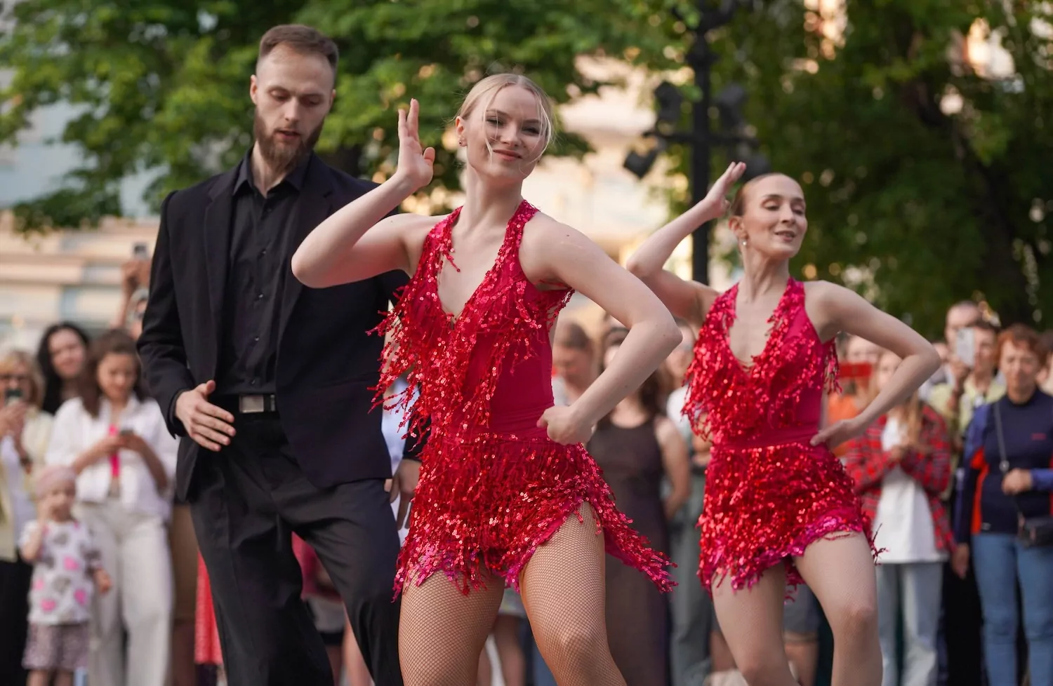 От танго до буги-вуги: гостей ждут на ярком празднике закрытия проекта «Улица. Танцы», фото