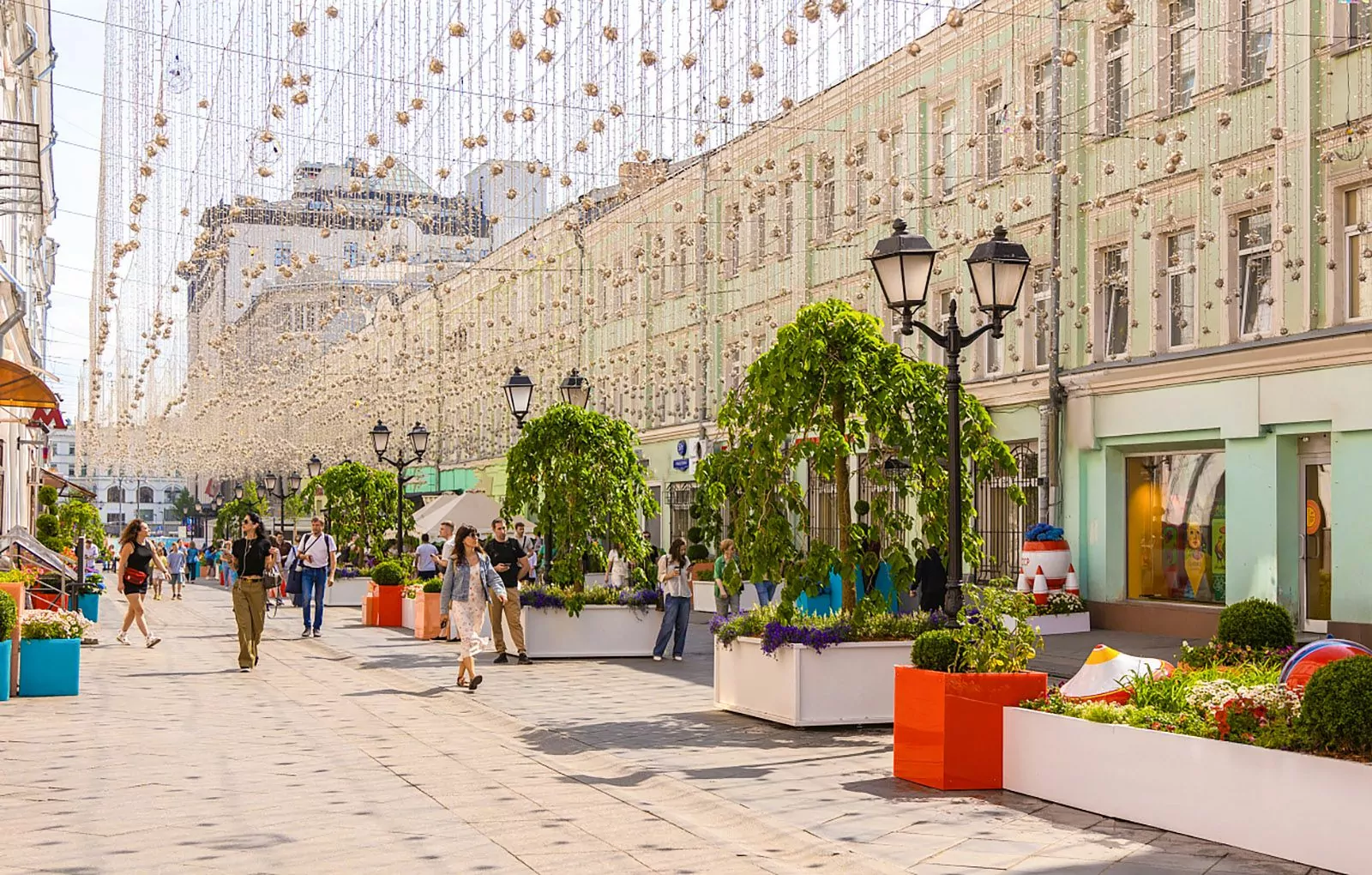 Москву признали самым дорогим городом для туризма в России, фото