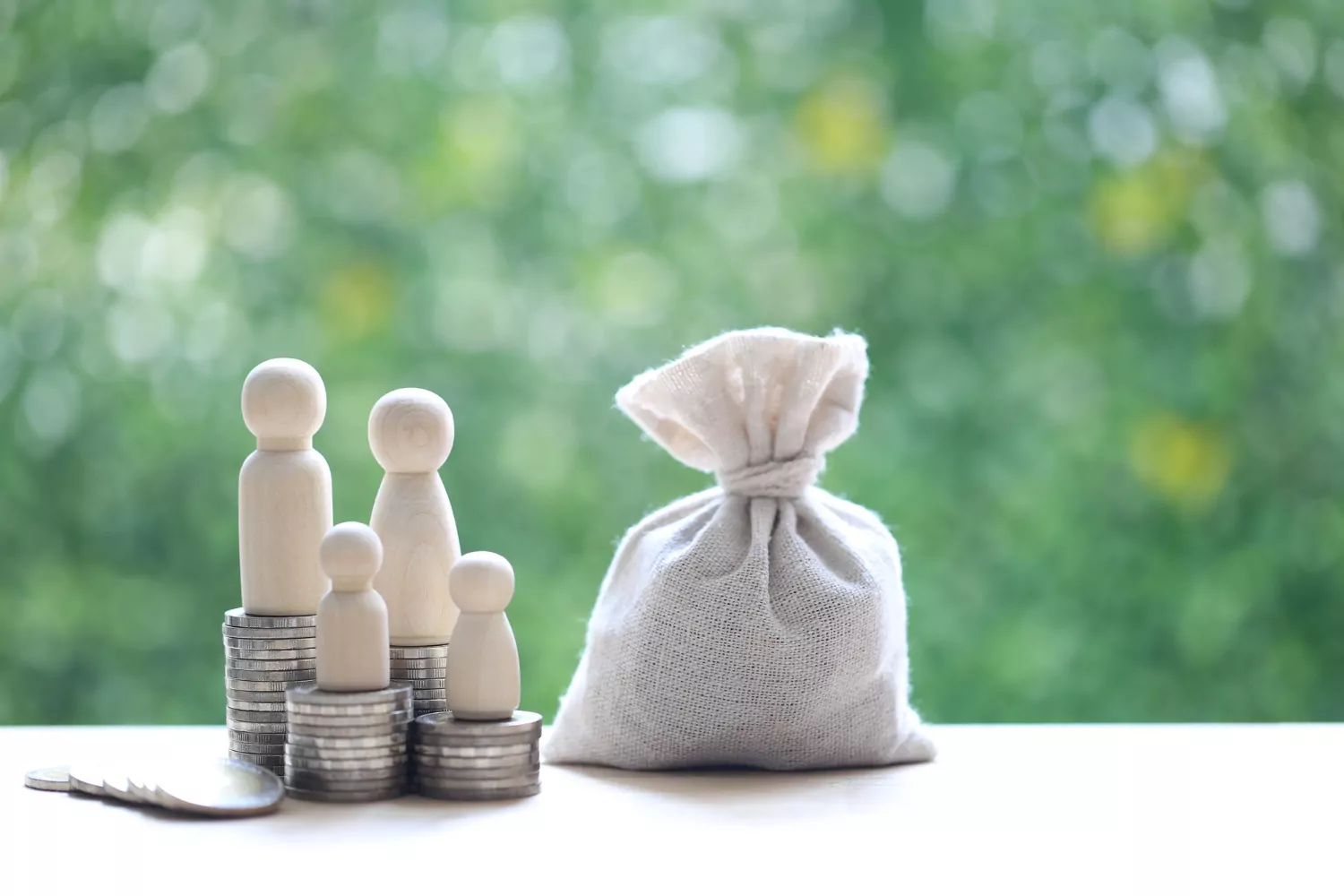 С начала года 18 жителей Марьиной Рощи получили материальную помощь, фото