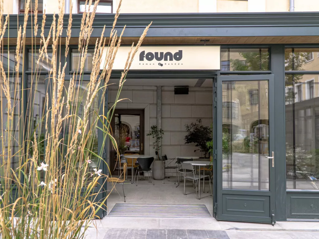 Тайны Георгиевского собора, любовная драма Серебряного века и японский аскетизм — куда пойти после работы  фото