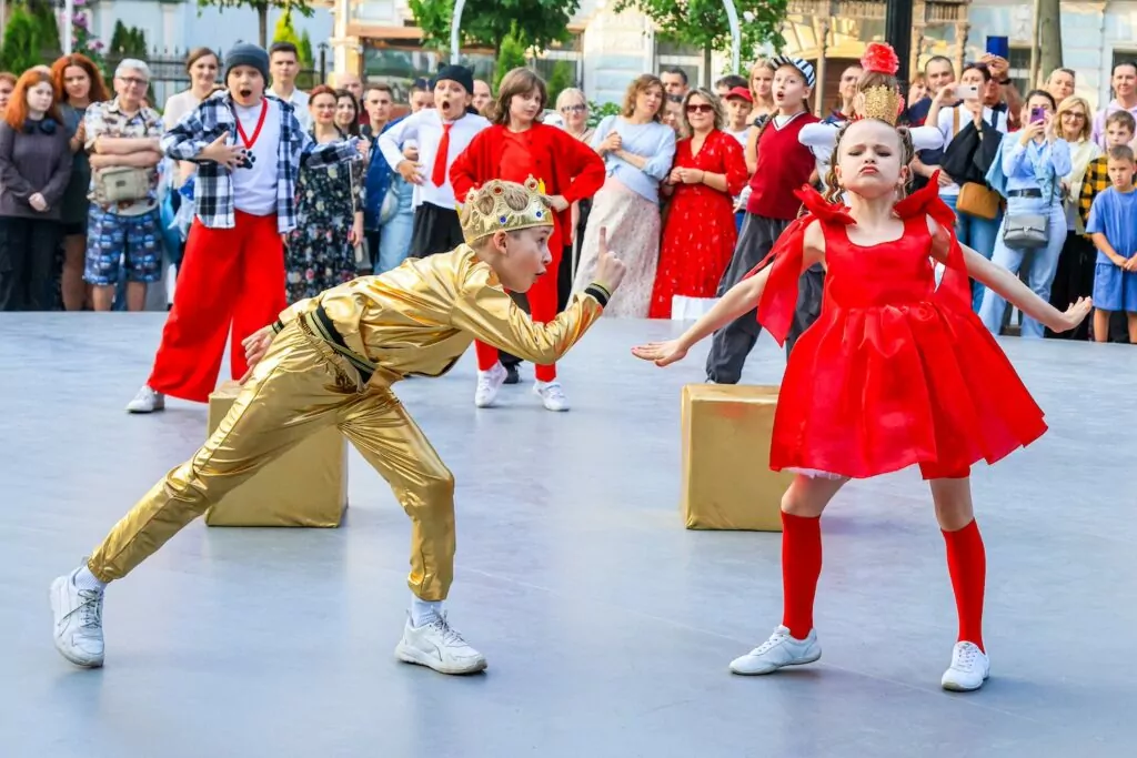 От танго до буги-вуги: гостей ждут на ярком празднике закрытия проекта &laquo;Улица. Танцы&raquo;  фото