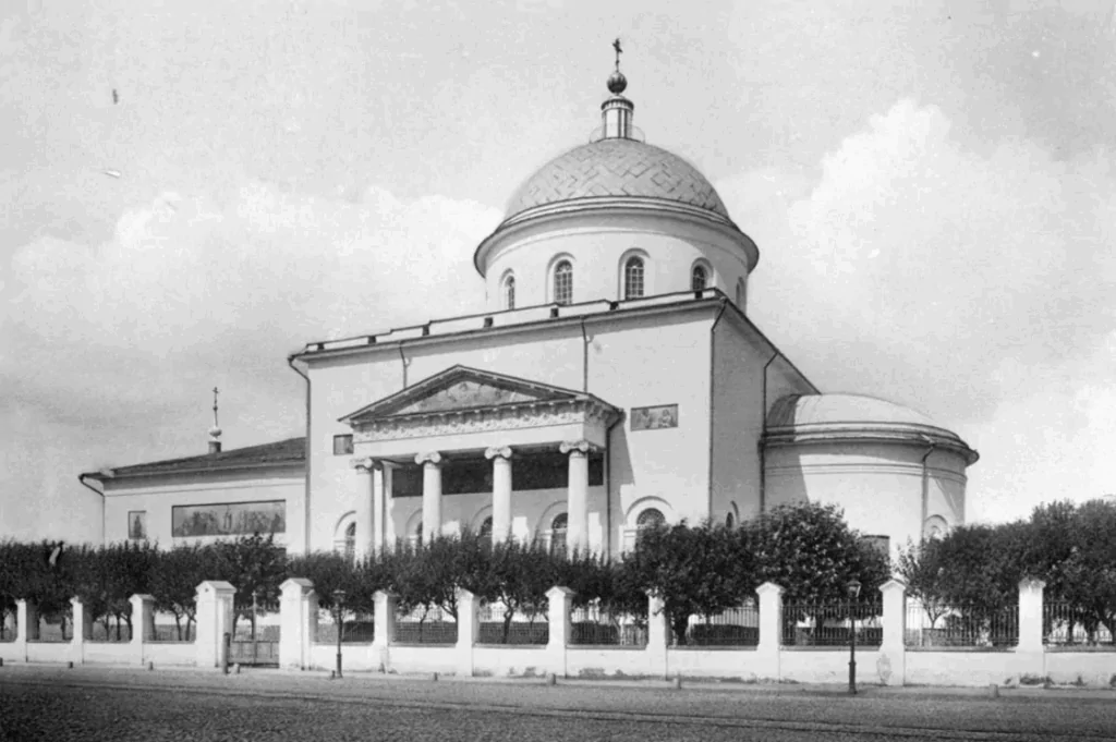 Баррикадная — Тверская: Шолом-Алейхем, Блок и Толстой  фото