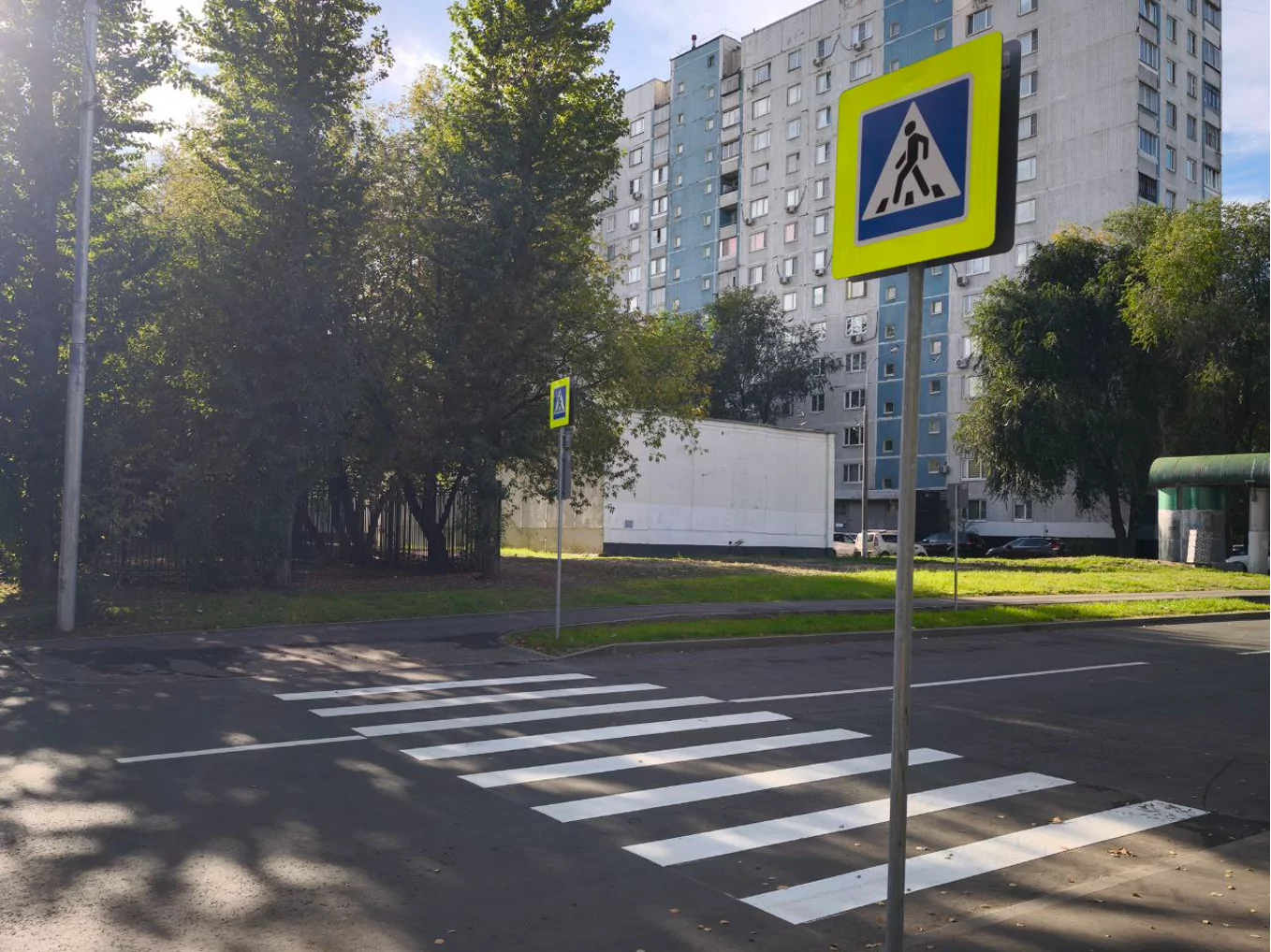 Обновленные дороги, дворы и тротуары: коммунальщики Лосинки подвели итоги благоустройства в 2025 году, фото