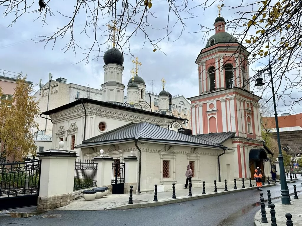 Тверская &mdash; Баррикадная: место встречи изменить можно  фото