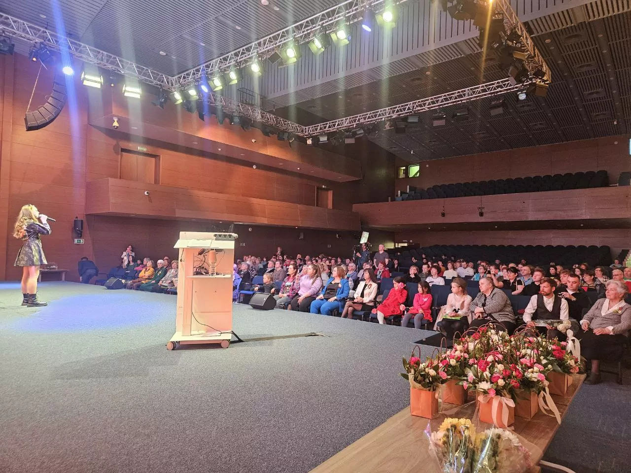 Праздничный концерт ко Дню матери состоится в районе Соколиная Гора, фото