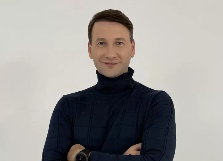 Классика, которая всегда с тобой: как фабрика елочных игрушек &laquo;Коломеев&raquo; создает семейные ценности для всех поколений  фото