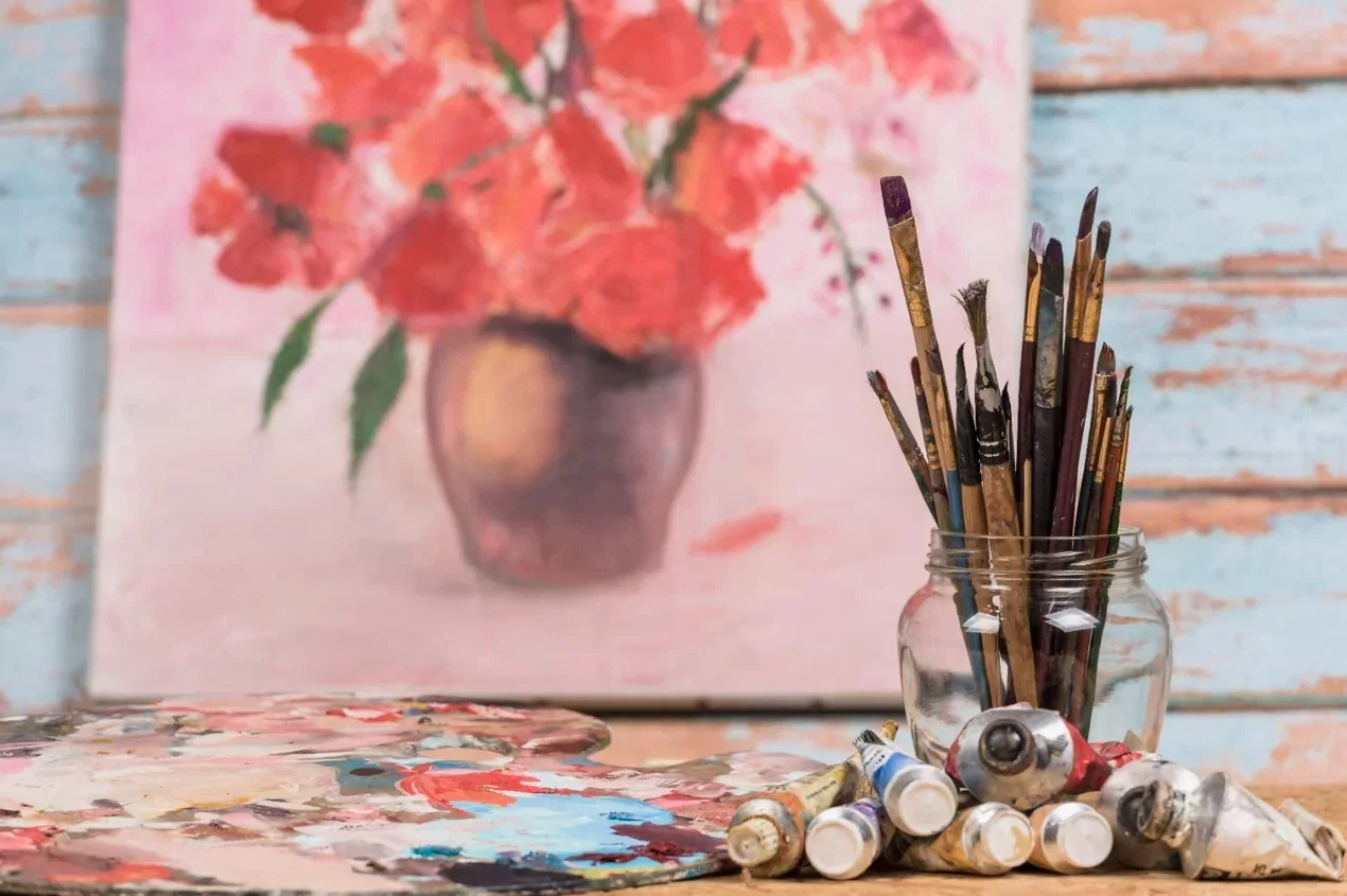 Выставка детских работ «Чтобы мамы чаще улыбались» пройдет в районе Филевский Парк, фото