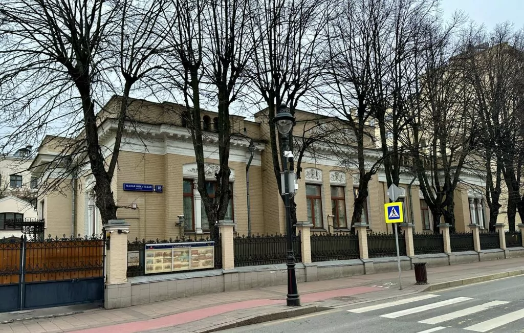 Тверская — Баррикадная: Патриаршие без «Патриков». Часть 1 Тверская — Баррикадная: Патриаршие без «Патриков». Часть 1 фото