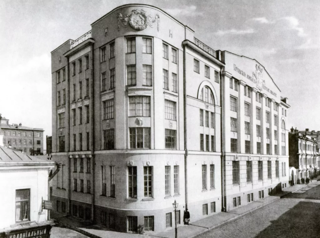 Тверская — Баррикадная: Патриаршие без «Патриков». Часть 1 Тверская — Баррикадная: Патриаршие без «Патриков». Часть 1 фото