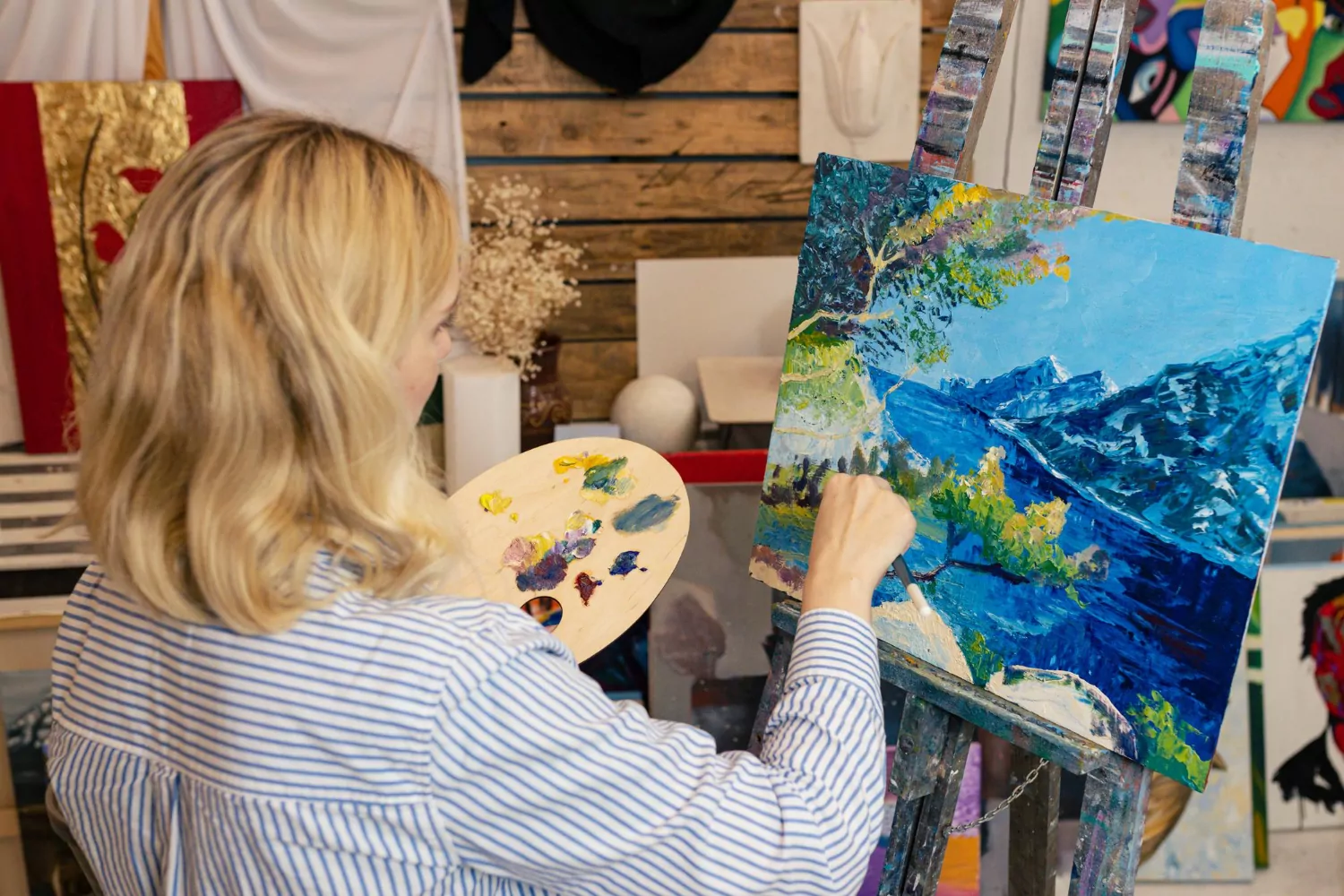 Выставку живописи открыли в Войковском, фото