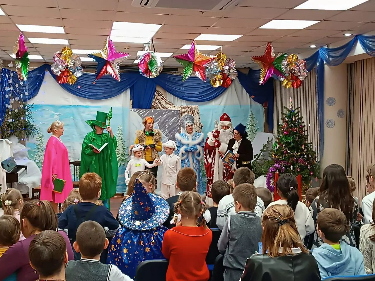 Интерактивный спектакль по мотивам «Волшебника Изумрудного города» состоится на востоке Москвы, фото