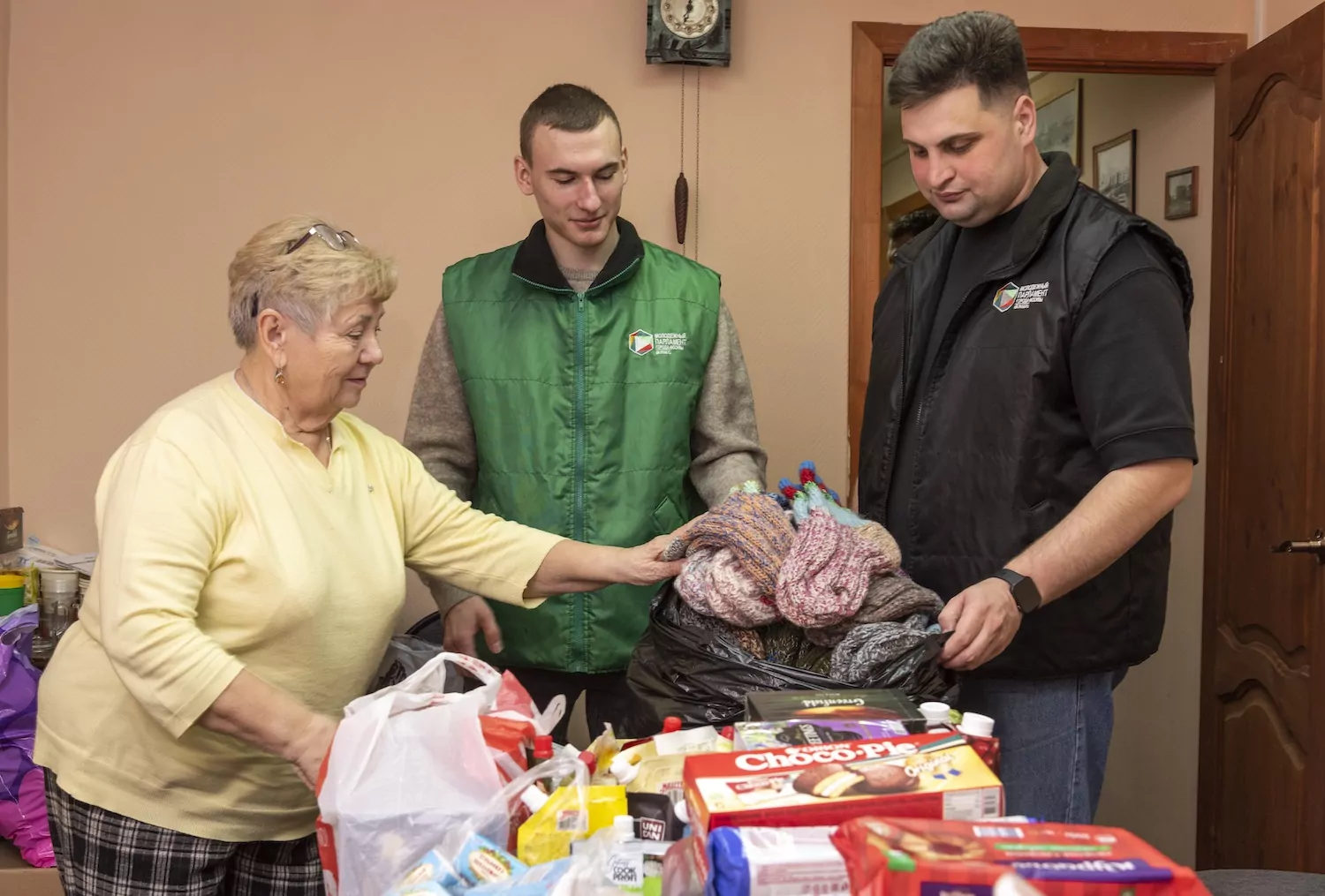 Волонтеры Зеленограда ежемесячно доставляют гуманитарную помощь в госпитали для участников СВО, фото