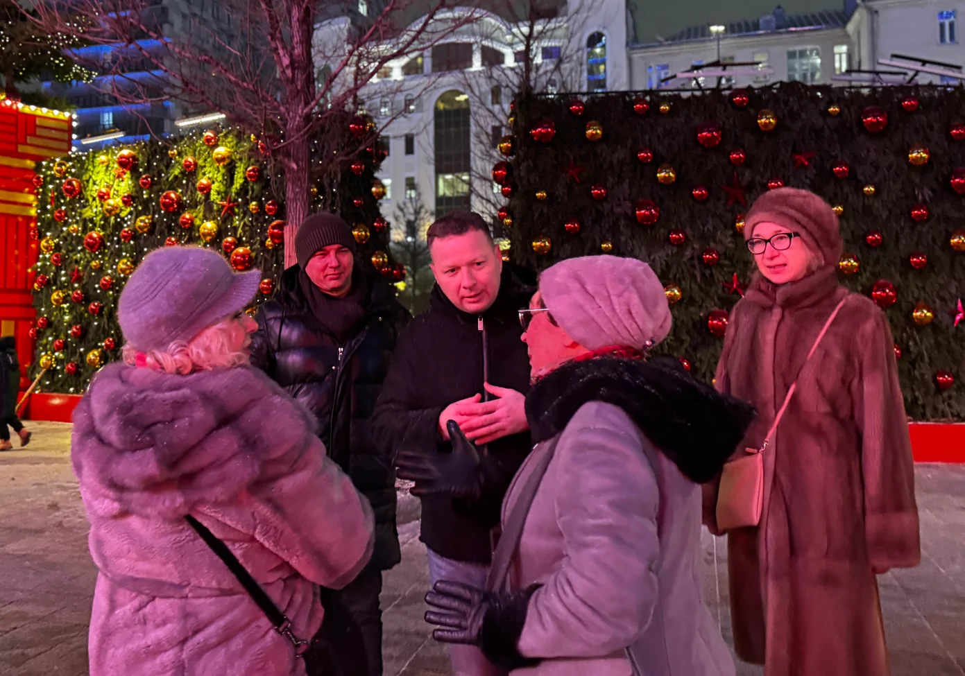 Глава управы Арбата обсудил с жителями будущее одной из центральных улиц столицы, фото