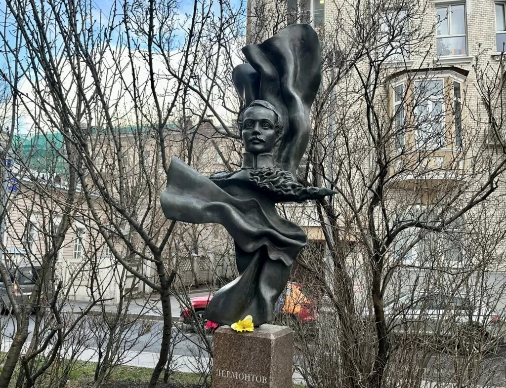 Арбатская &mdash; Баррикадная: не молчавшая Молчановка  фото