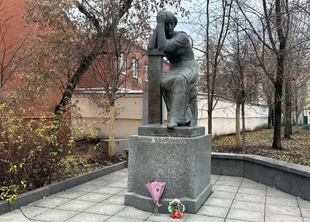 Арбатская &mdash; Баррикадная: не молчавшая Молчановка  фото