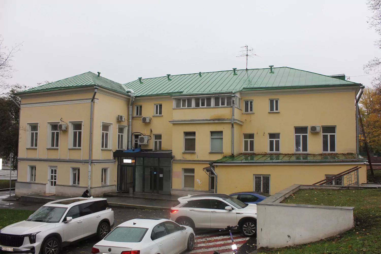 На городских торгах выставили два помещения в историческом особняке в Таганском, фото