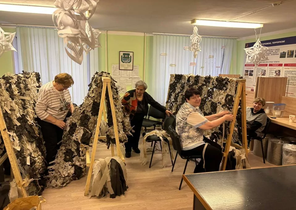 Гуманитарный конвой для участников СВО готовят к отправке из Свиблово, фото