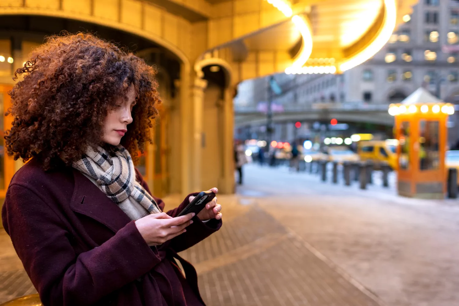 Звонить или качать: что предпочитают москвичи, фото