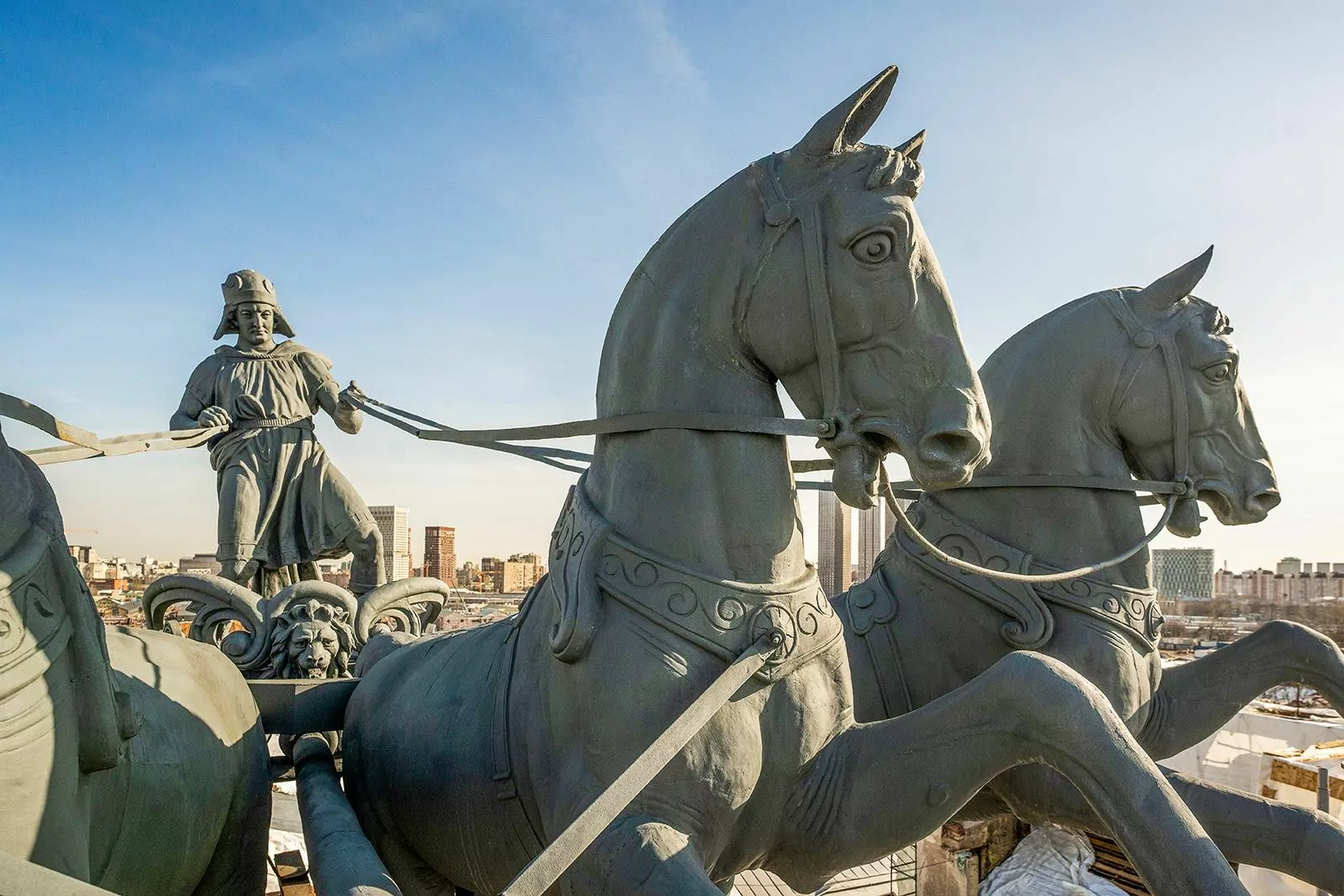 Завершена реставрация главных символов Центрального Московского ипподрома, фото