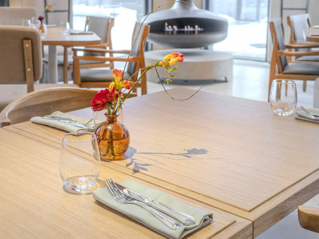 Столетие ОСА, ювелирный гардероб и ресторан на Пресне &mdash; куда пойти после работы  фото