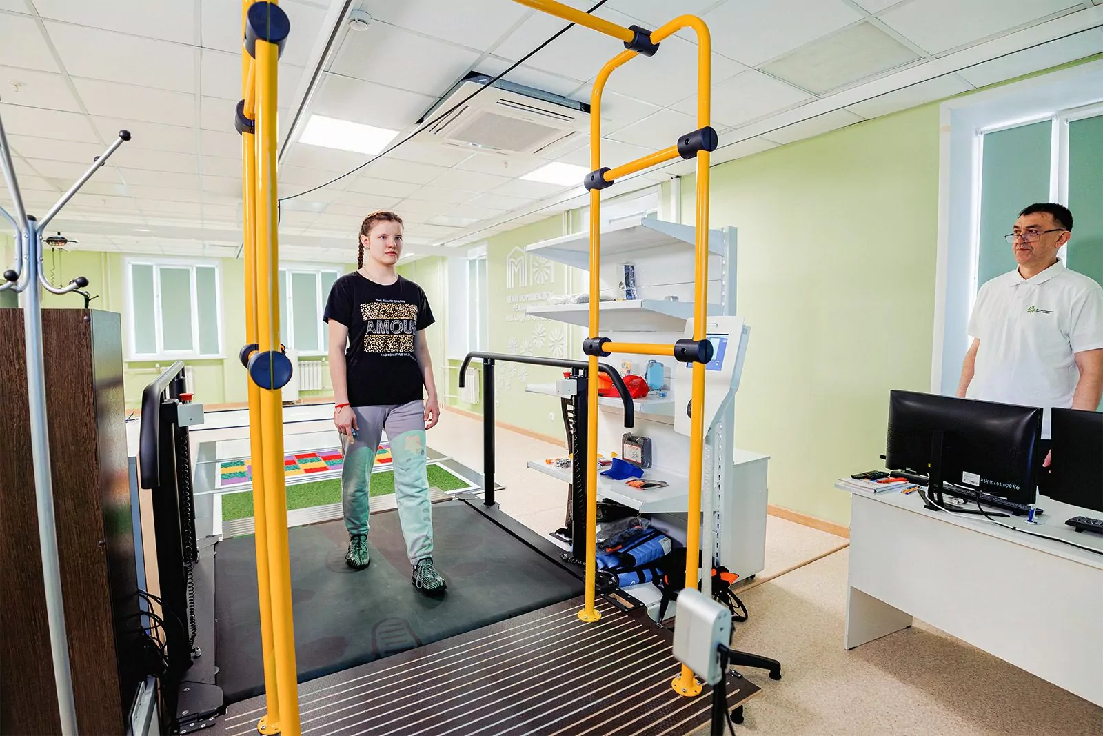 Собянин рассказал об интеграции в жизнь города людей с инвалидностью, фото