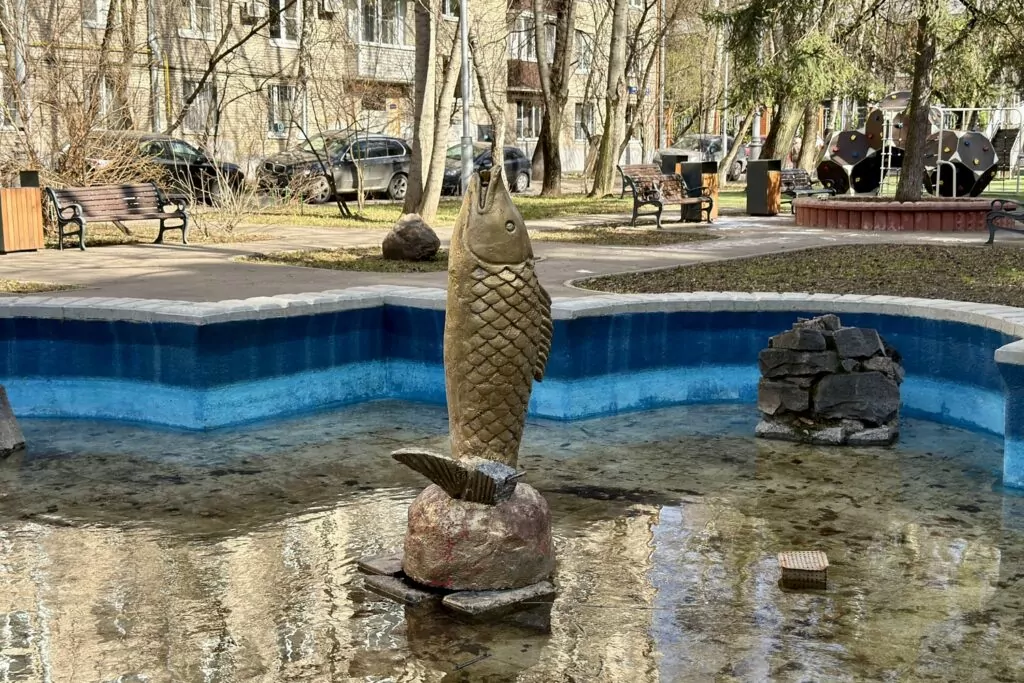 Университет — Новаторская: Данте и борьба с архитектурными излишествами Университет — Новаторская: Данте и борьба с архитектурными излишествами фото