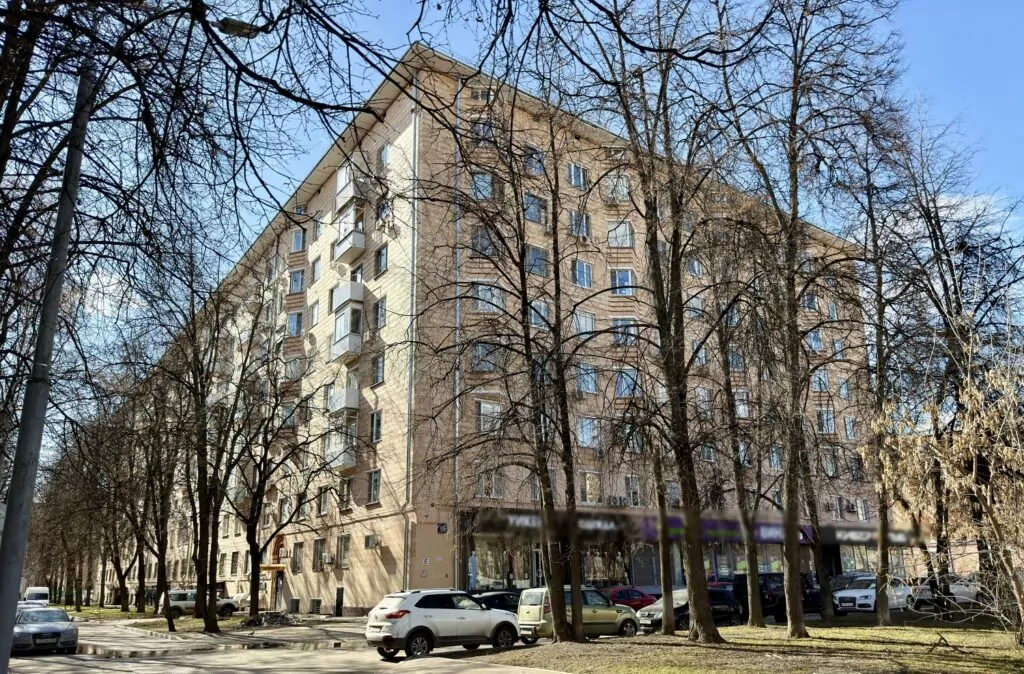 Университет — Новаторская: Данте и борьба с архитектурными излишествами Университет — Новаторская: Данте и борьба с архитектурными излишествами фото