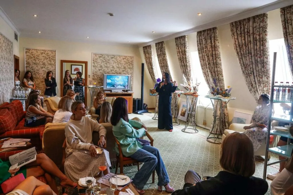 «Фьюча» — это будущий успех: как оставаться первым на рынке пиар-услуг и при этом не прогореть «Фьюча» — это будущий успех: как оставаться первым на рынке пиар-услуг и при этом не прогореть фото