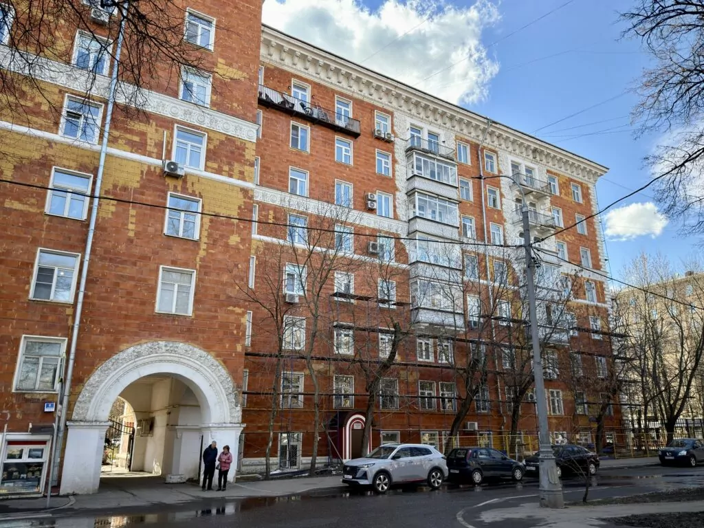 Университет — Новаторская: Данте и борьба с архитектурными излишествами Университет — Новаторская: Данте и борьба с архитектурными излишествами фото